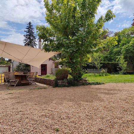 Le Calme A La Source Villa Brechamps Dış mekan fotoğraf